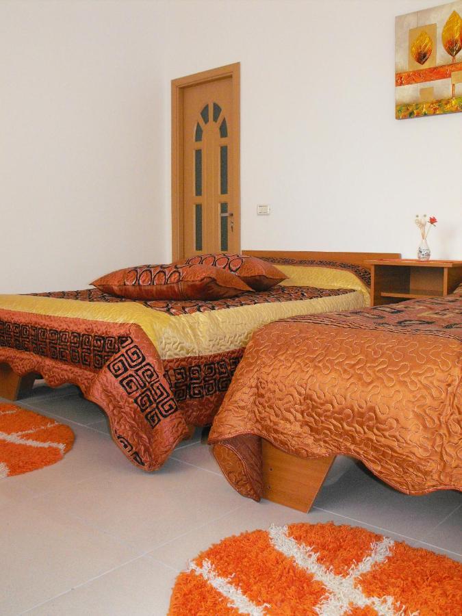 Casa Rustica Apart & Rooms Cimpineanca Luaran gambar