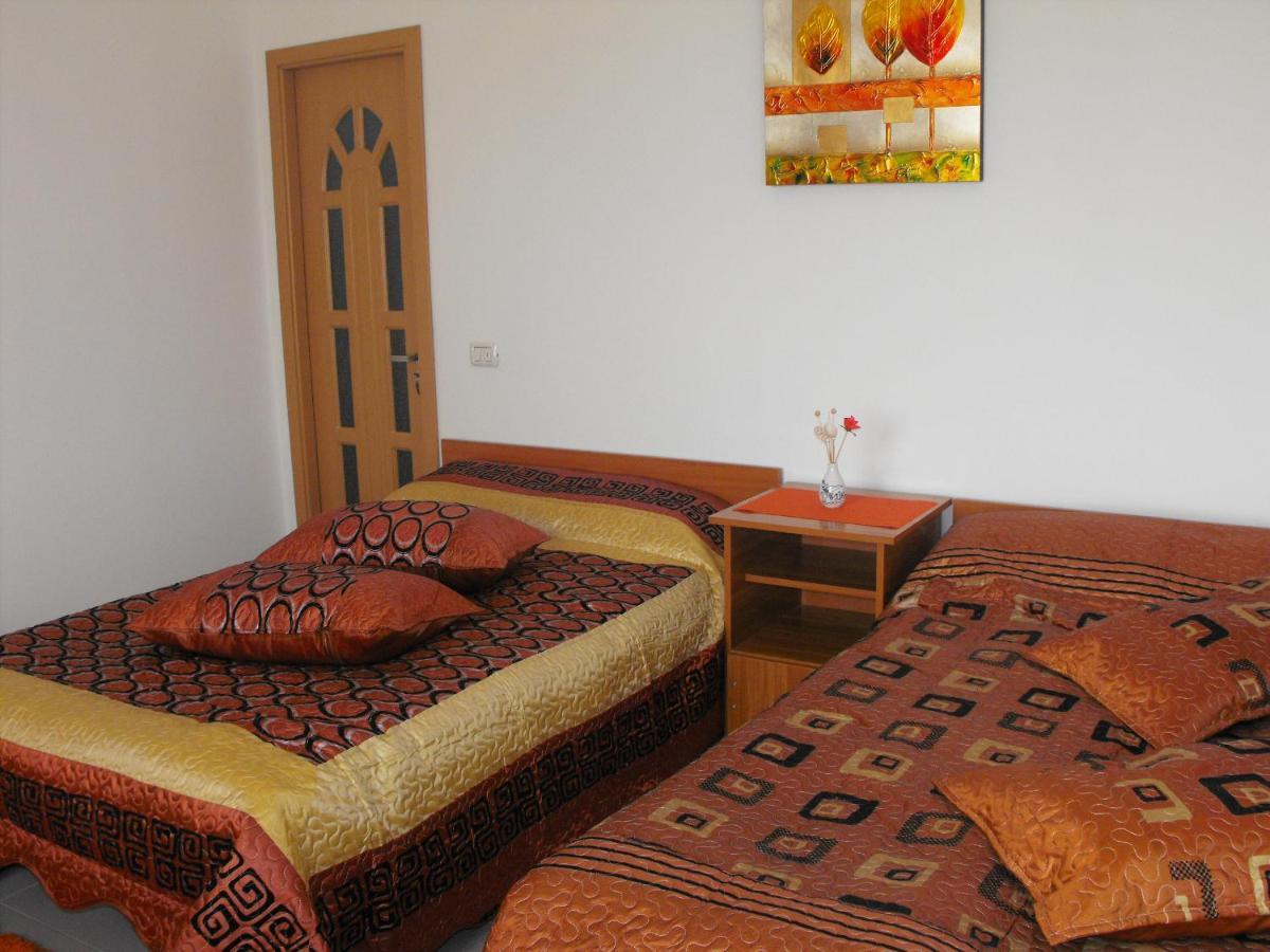 Casa Rustica Apart & Rooms Cimpineanca Luaran gambar